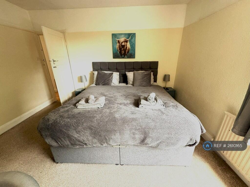 Bedroom 2 With Super King-Size Bed