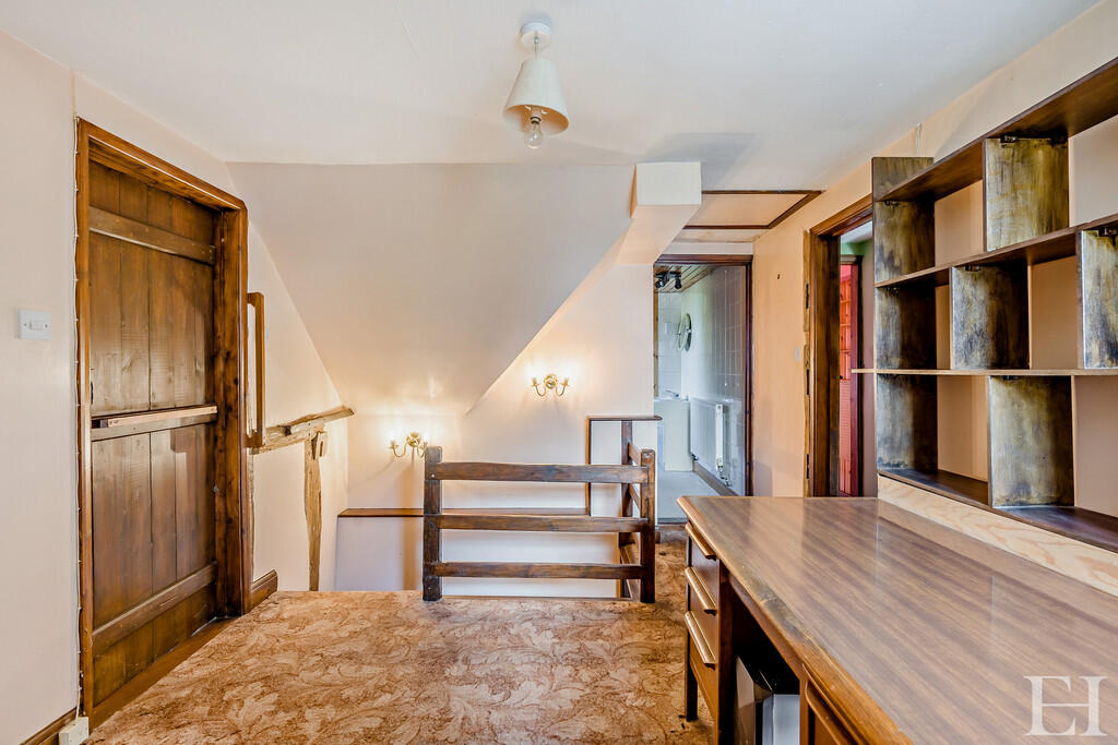 8662260-interiorW...