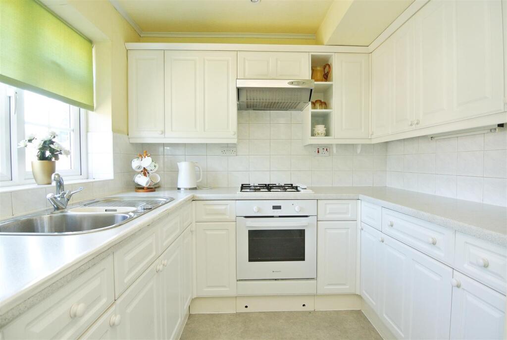 Hillcrest Kitchen1.jpg