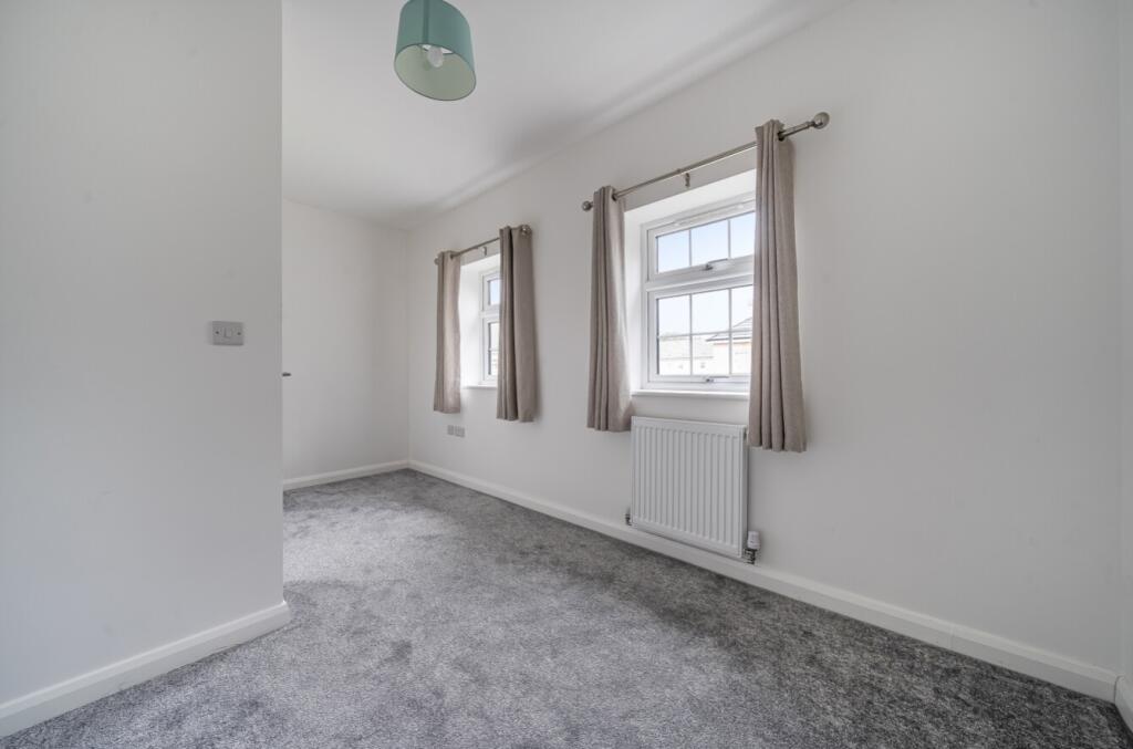 1369357-19-68ef89de92d87