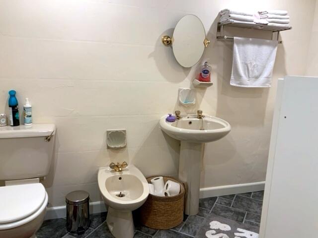 Ensuite