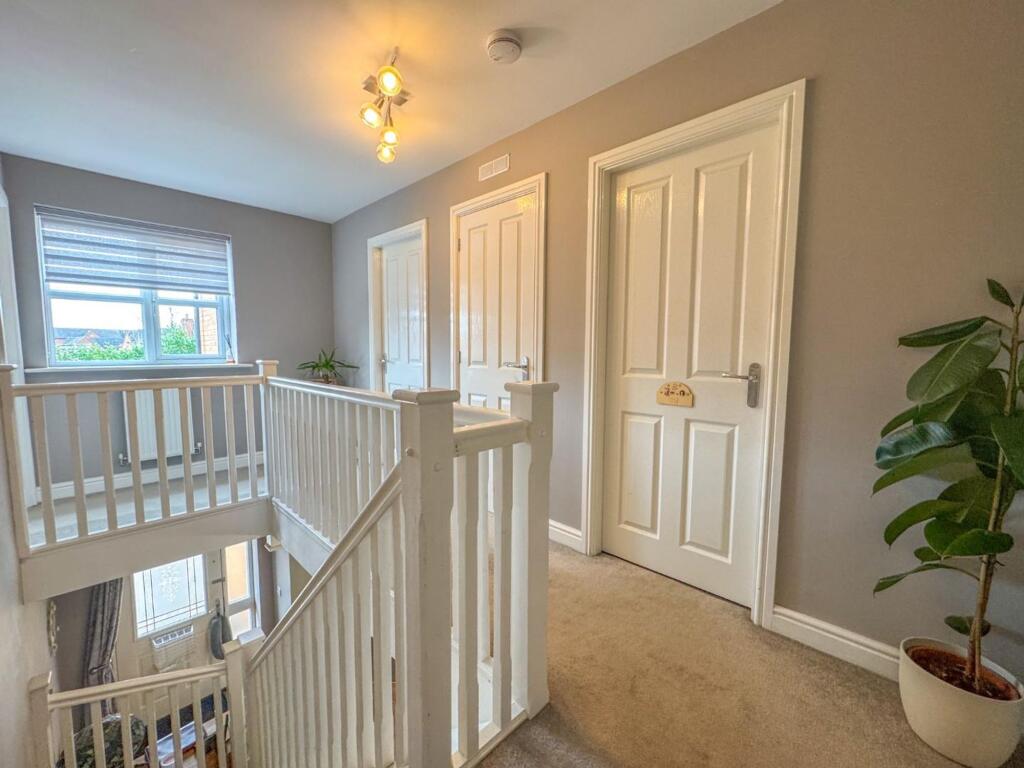 Lowes Drive - Image-19.jpg