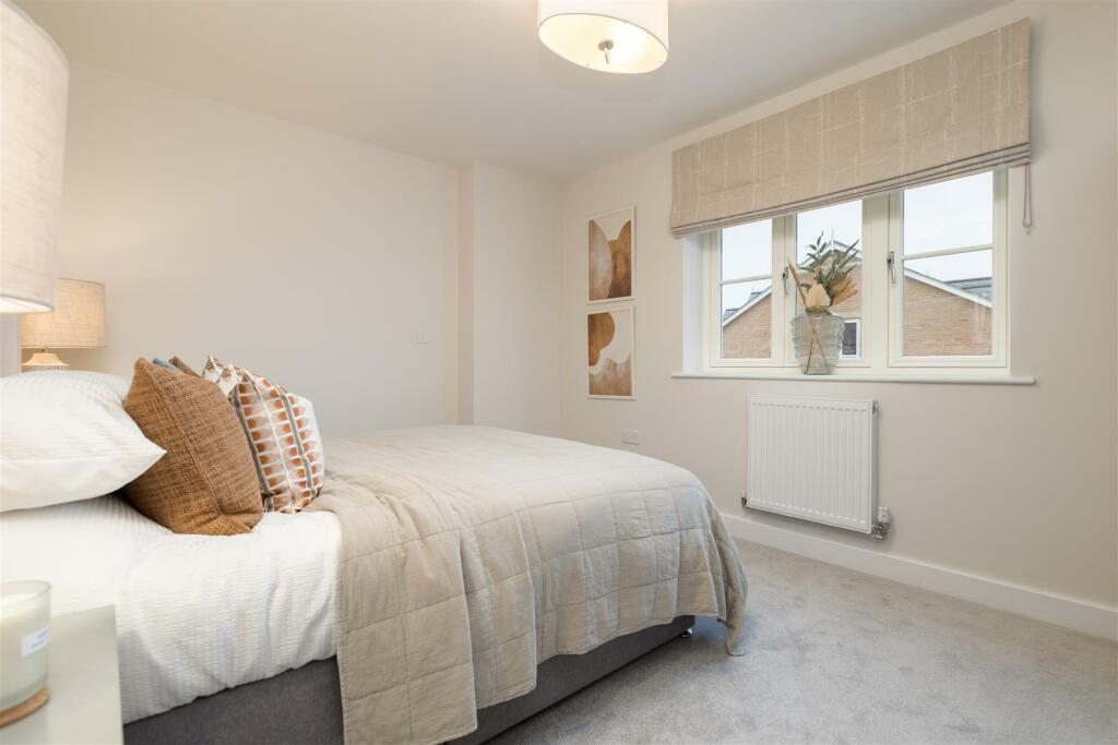 Bed 2 with ensuite