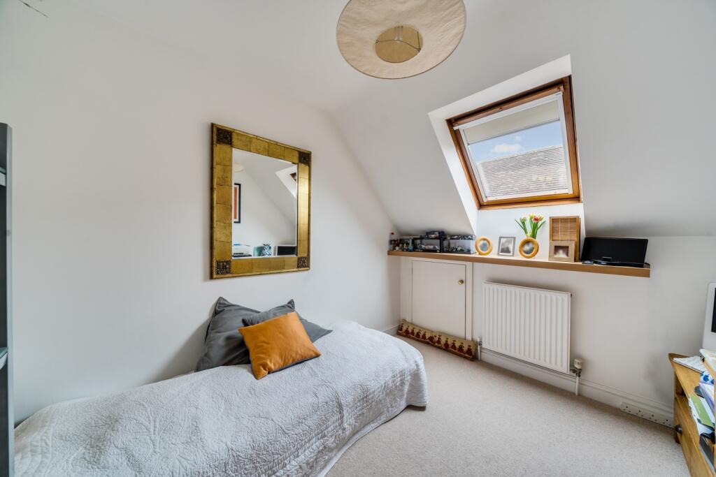 1369975-9-68f146c1743cd