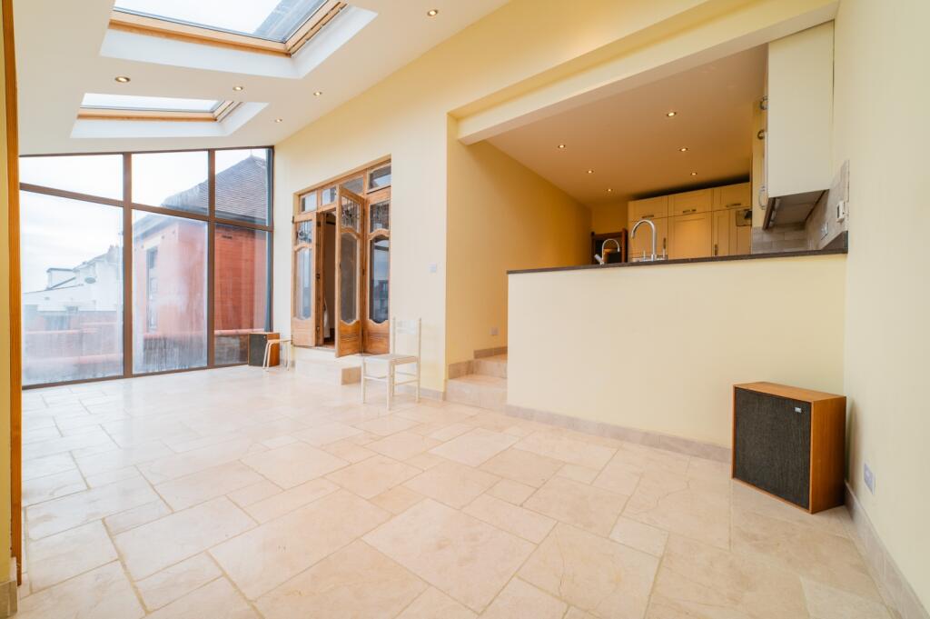 Award-winning Media team on EVERY Listing_9