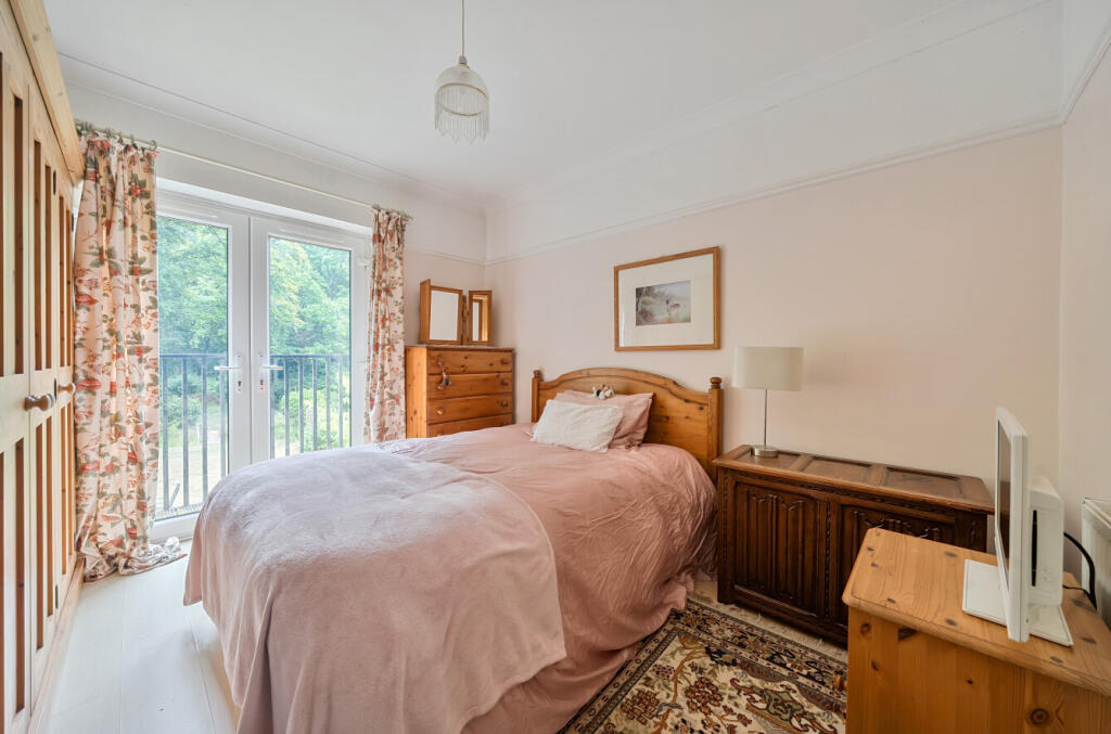 1328964-32-688372...