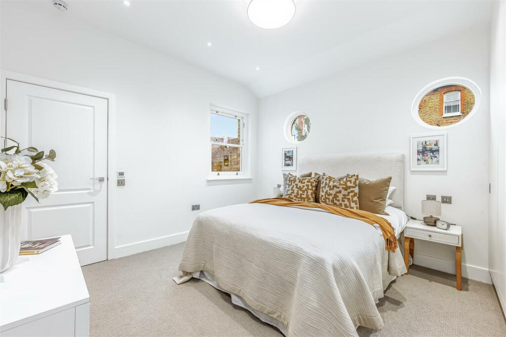 Flat 2 -  8 Twyford Avenue-11.jpg