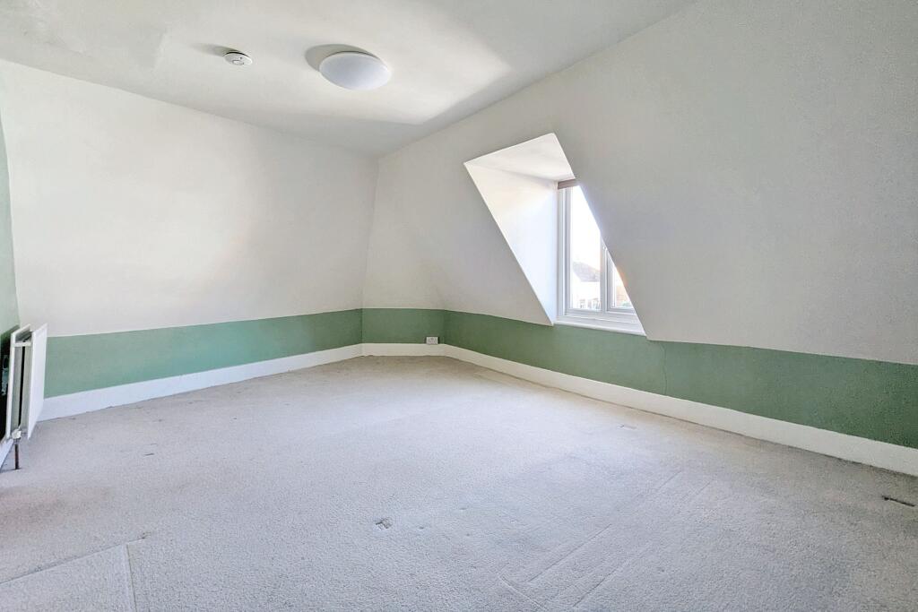 17a Penge Lane, Penge, London, SE20 7DU