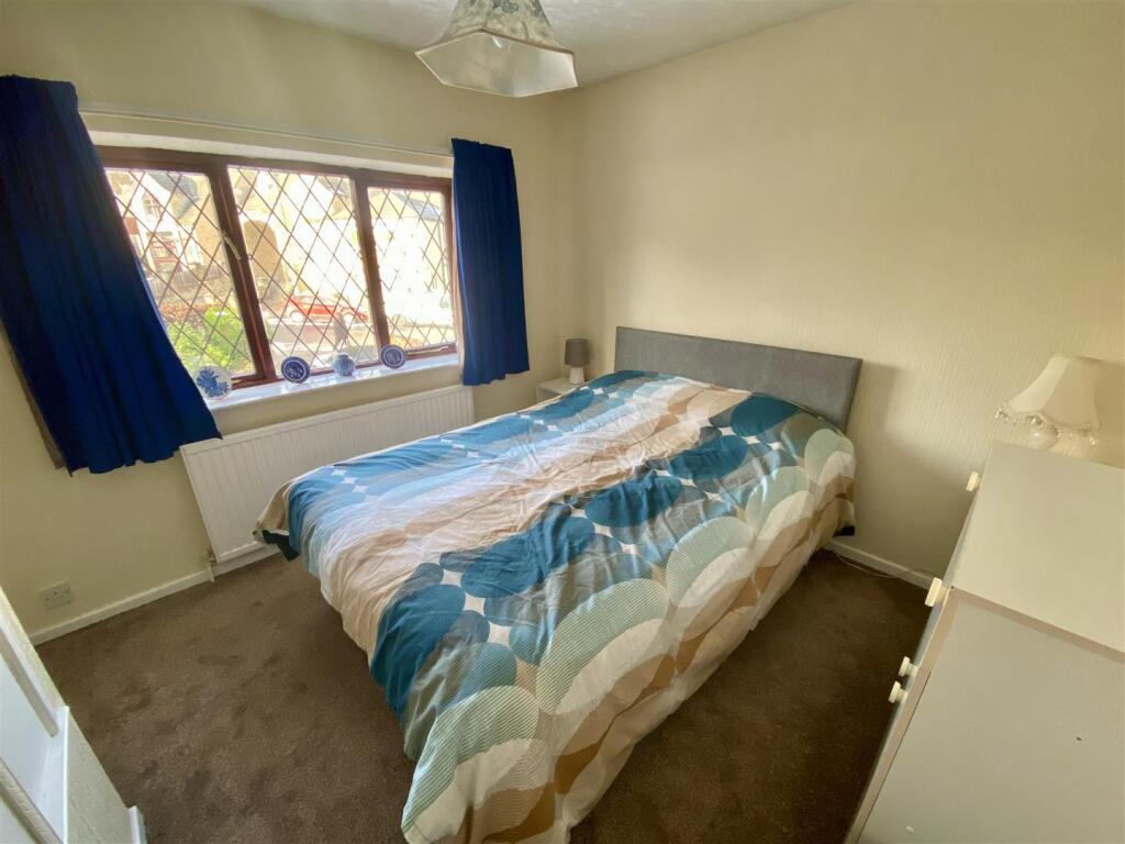 Bramleys Estate Agents - Sykes Avenue - Mirfield (