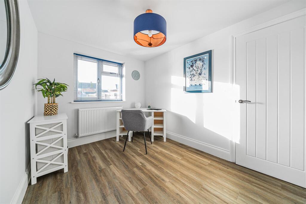 3a Plank Houses, Towcester