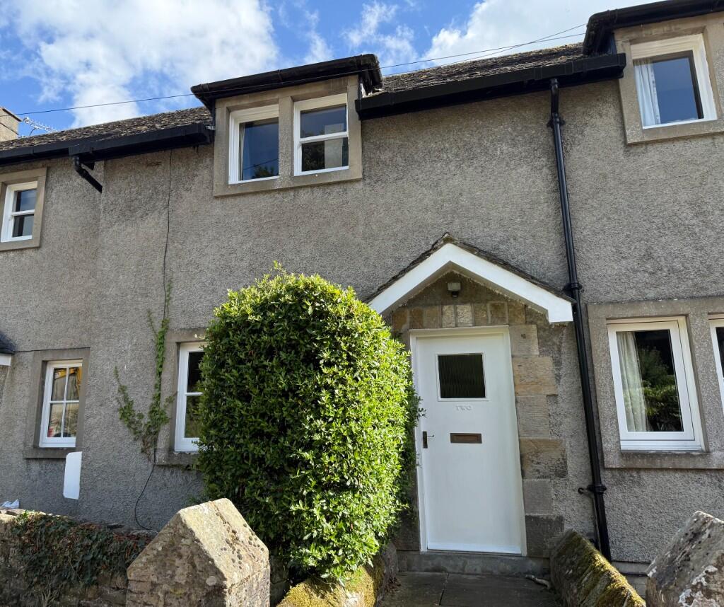 2 Church Close