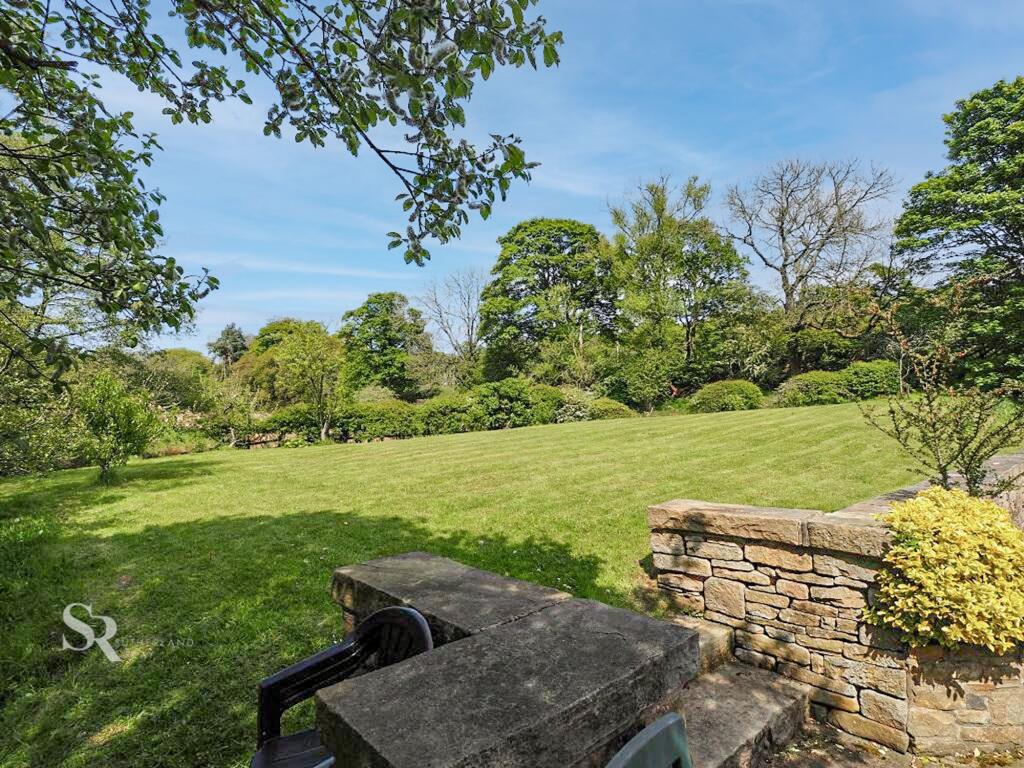 Clough Mill - Gardens