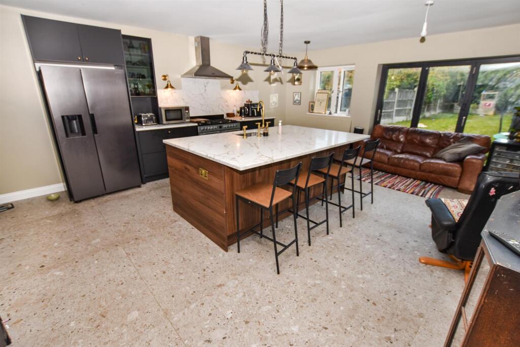 Kitchen/Family Room