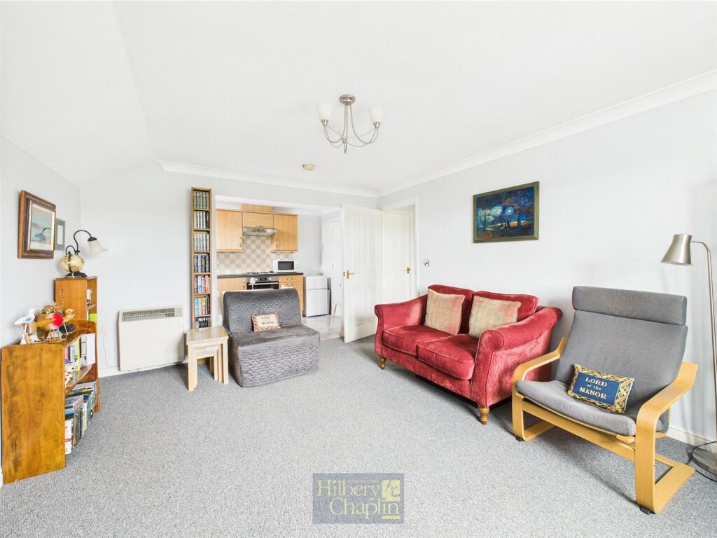 Lounge/Kitchen