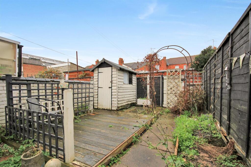 garden 1.JPG