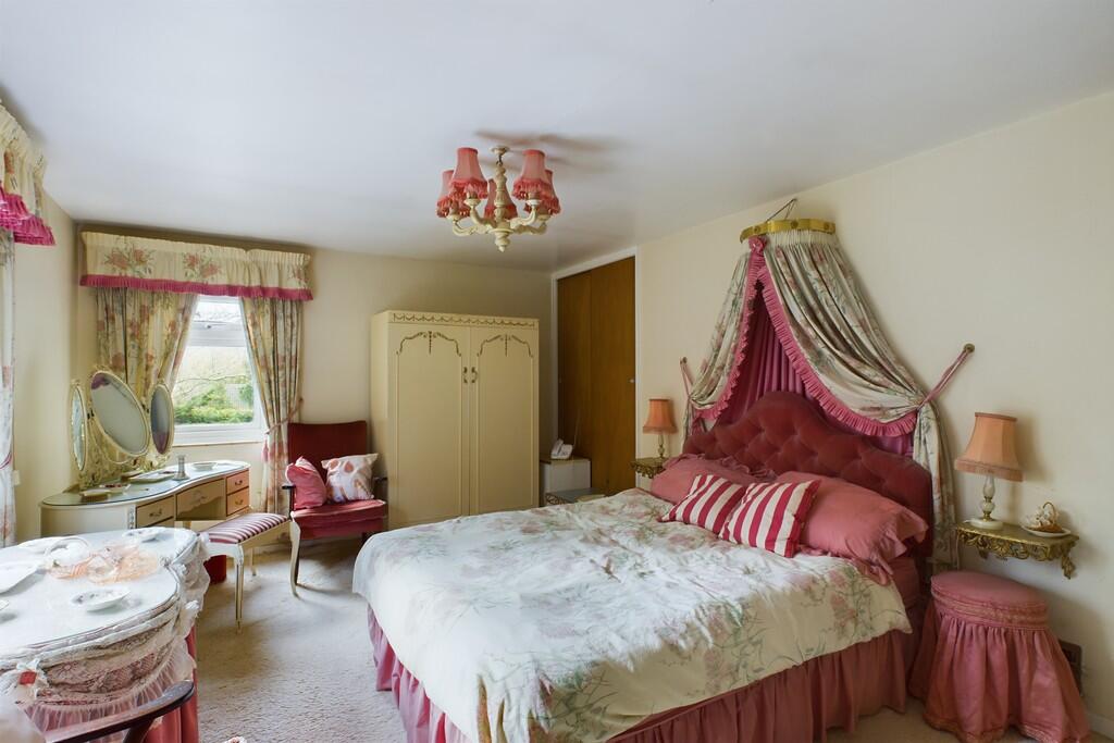 CAM01689G0-PR0447...