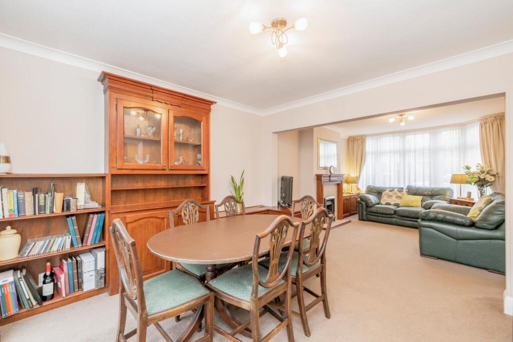 Lounge/dining Room