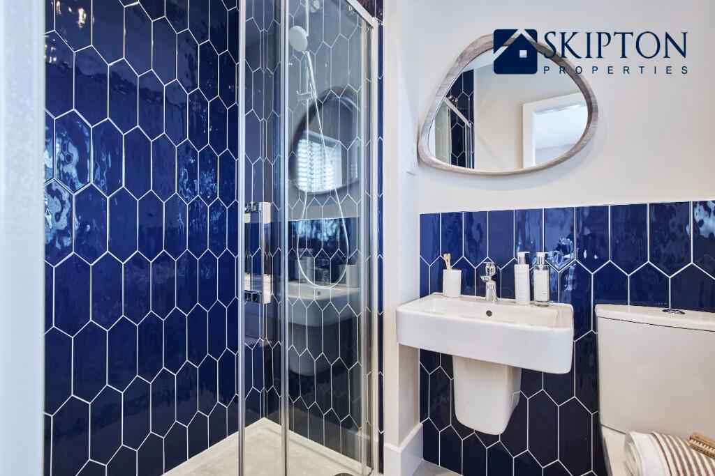 Example Ensuite