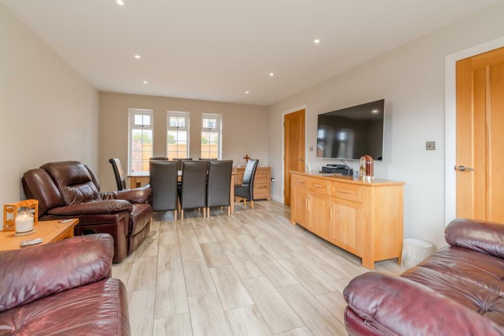 3 The Fairway-23.jpg