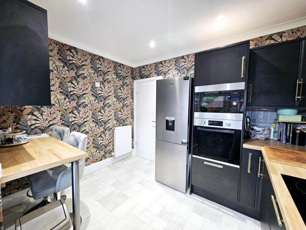 83e30920-fa47-4b27-9329-fbecd3df55b8