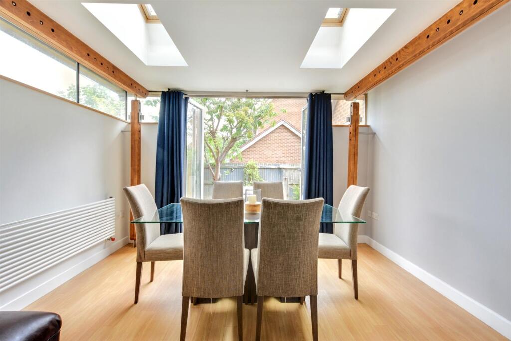 Dining Room_3.jpeg