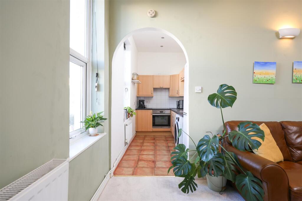 4@1 Claremont Rd 2.JPG