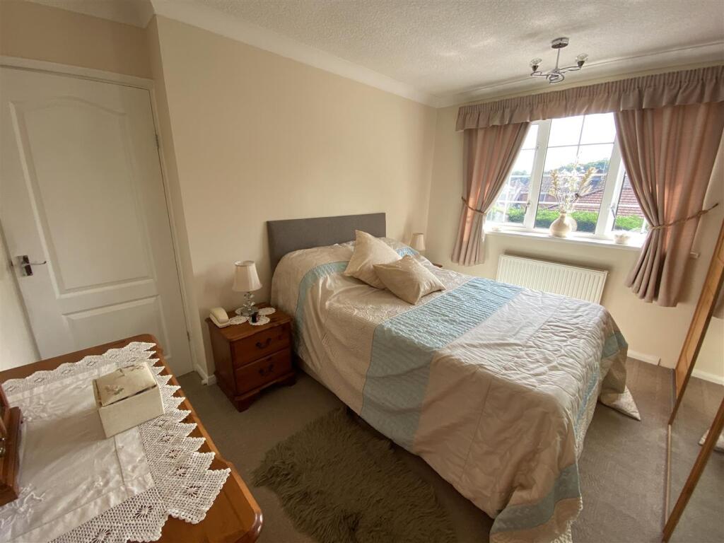 Bedroom no.1 front double: