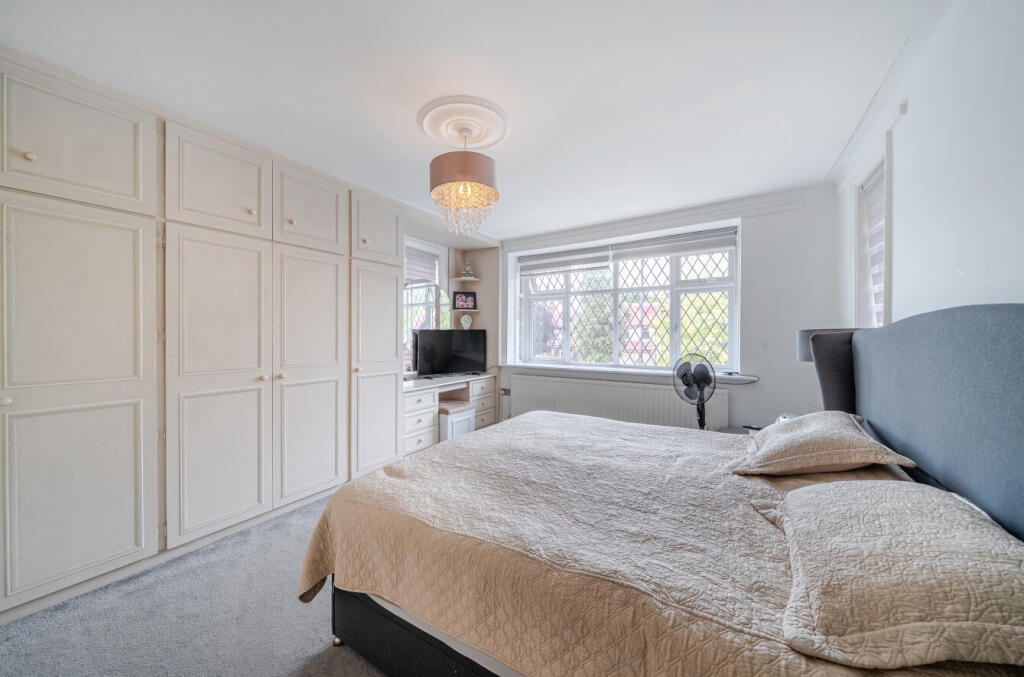1342251-6-68a4bed...