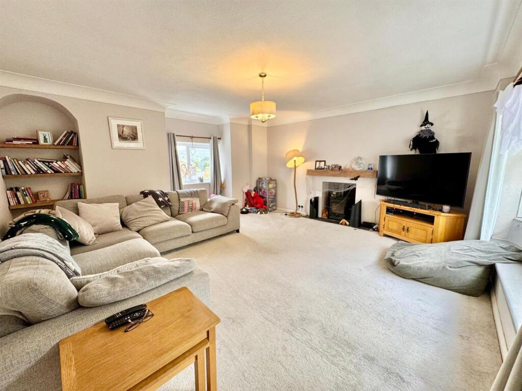 PHOTO-2025-10-19-15-12-48 (7).jpg