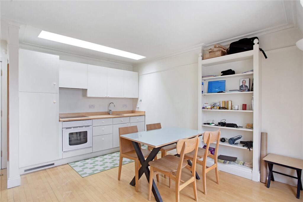 Reception/Kitchen