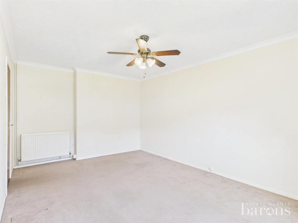 CAM05500G0-PR0081-STILL004 - Copy.jpg