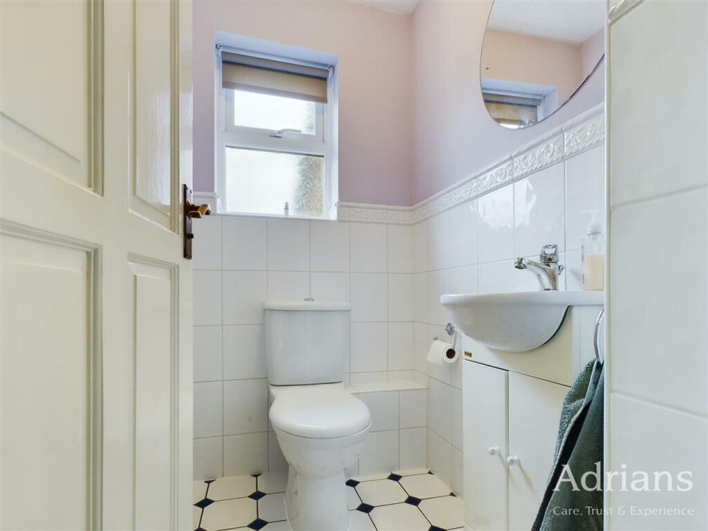 CLOAKROOM
