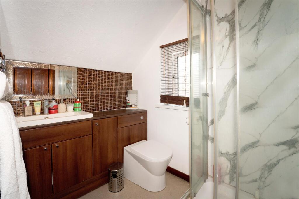 Dartford 112 Maiden Lane DA1 4LX 12.jpg