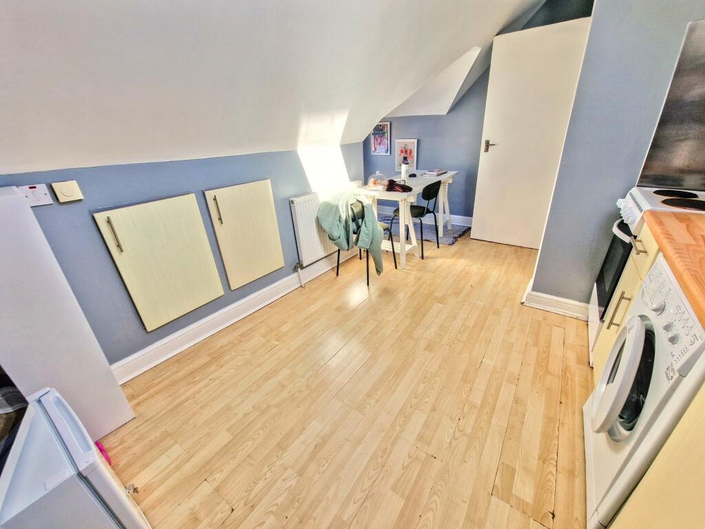 3rd Floor Flat Kitchen/Diner