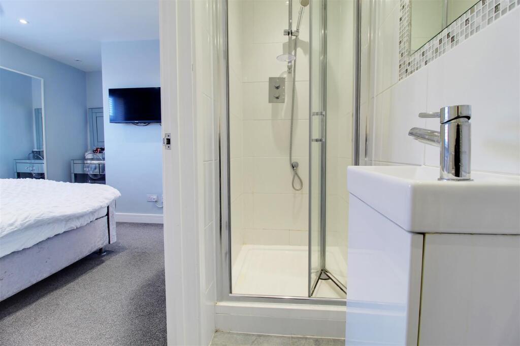 IMG_6459-IMG_6461 copy.jpg