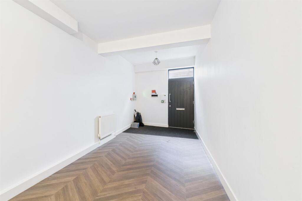 Flat 3 | 1 - 3, Old Church Road Clevedon, North So