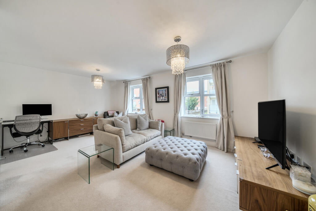 1353253-11-68cbff...