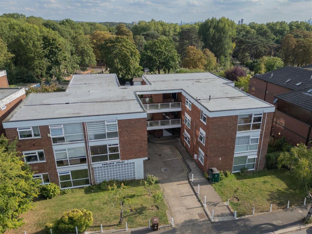 Chingford Avenue, E4