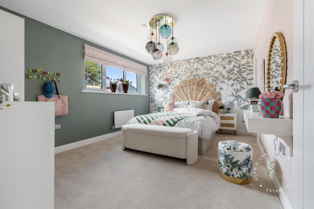 The Dale. HC. Int (30).jpg