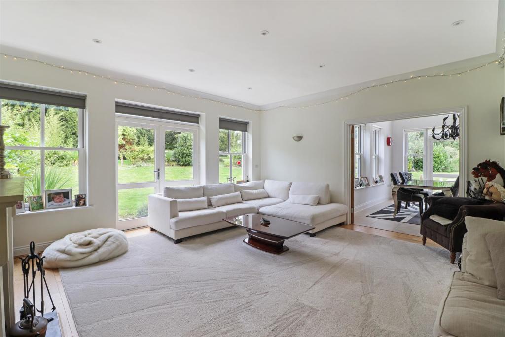 Sitting Room to Dining Room.jpg
