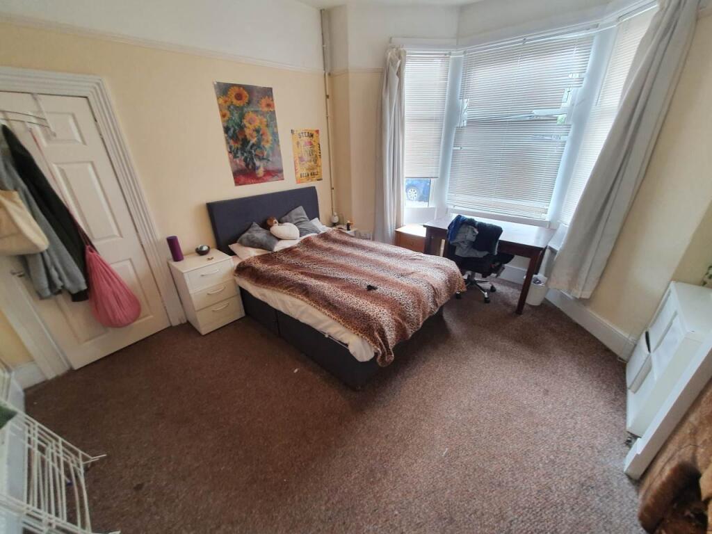 Ground floor front b