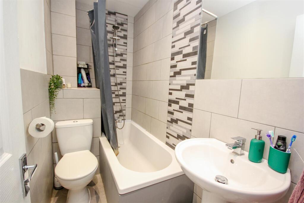 First Floor Bathroom.jpg