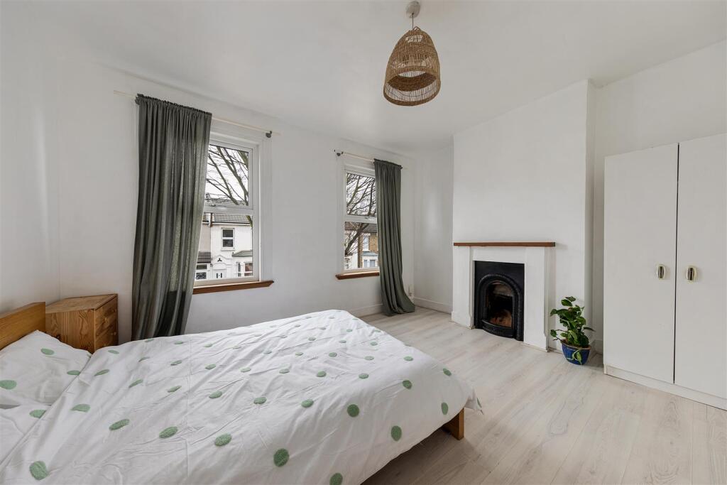 Geere Road E15
