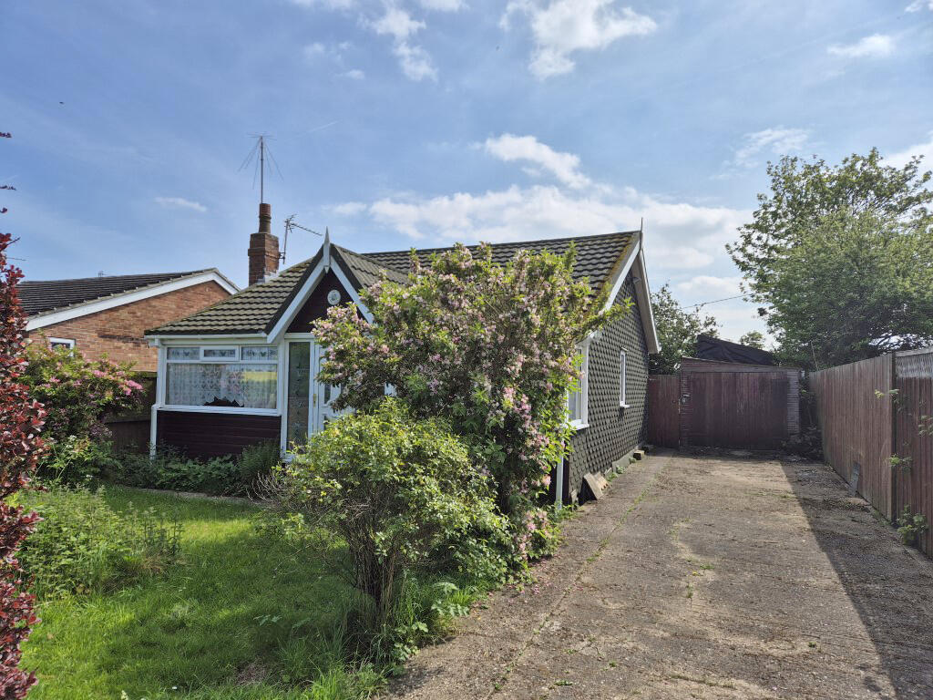 2 Bedroom Detached Bungalow - For Sale by Auction