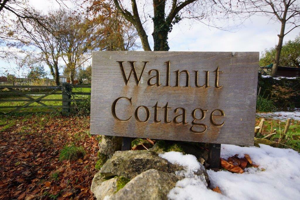 Walnut Cottage - Sign.jpg