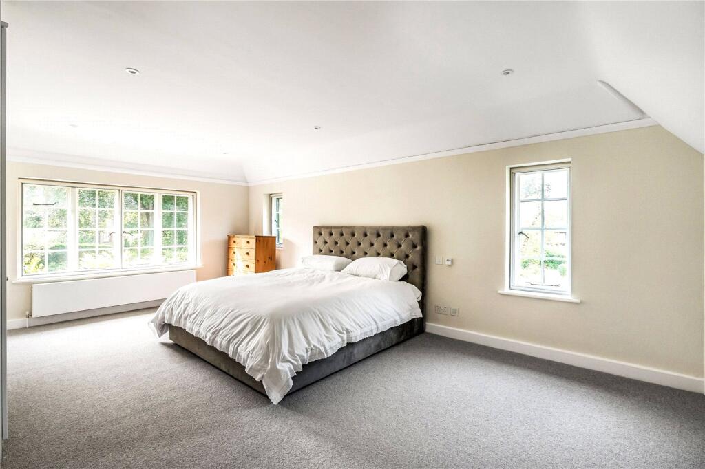 Main Bedroom