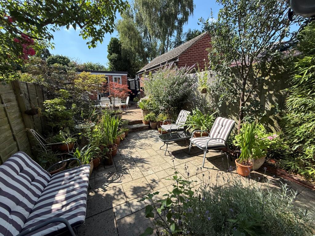 GARDEN