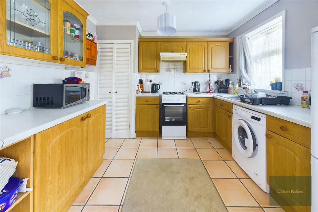 CAM02549G0-PR0225-ST