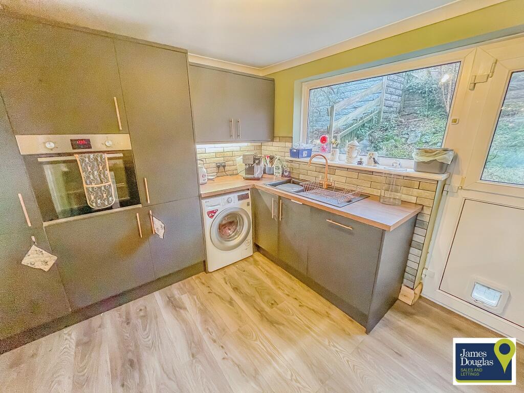 LoungeKitchen3