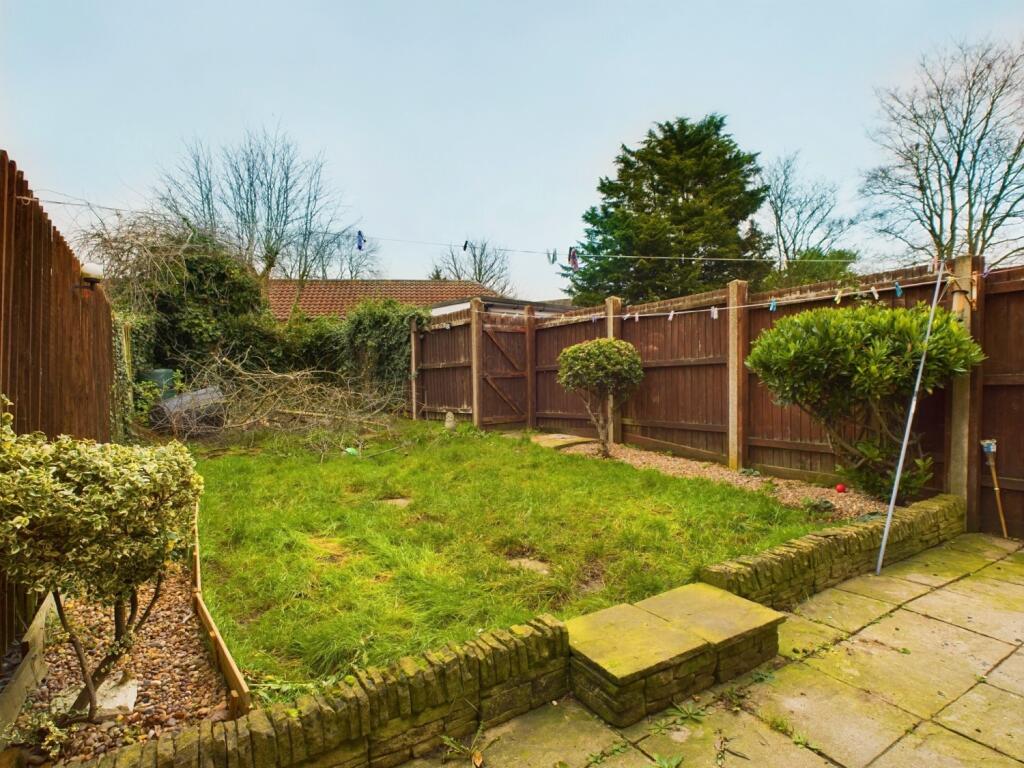 rear garden 2